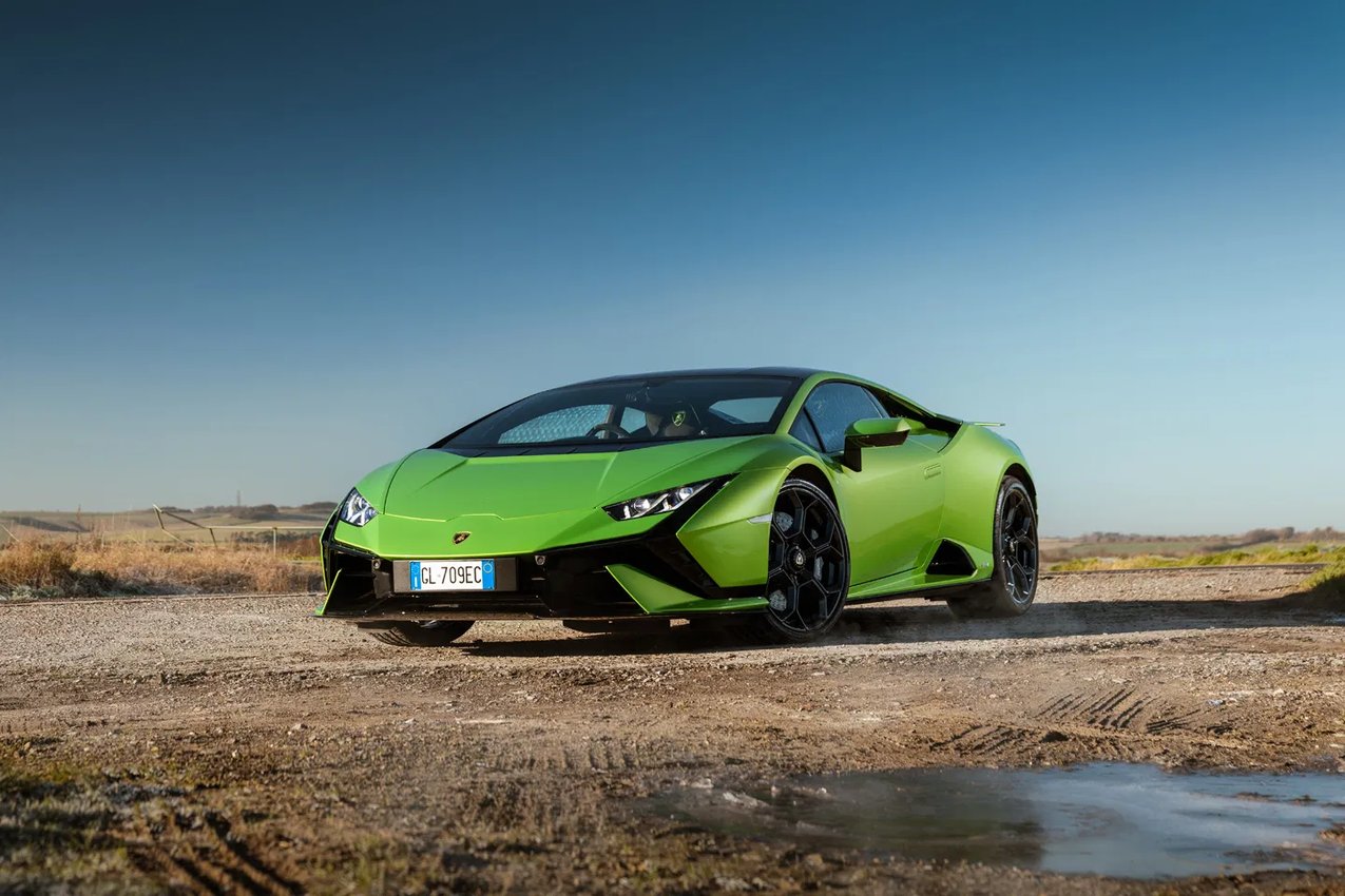 2023 Lamborghini Huracan Tecnica