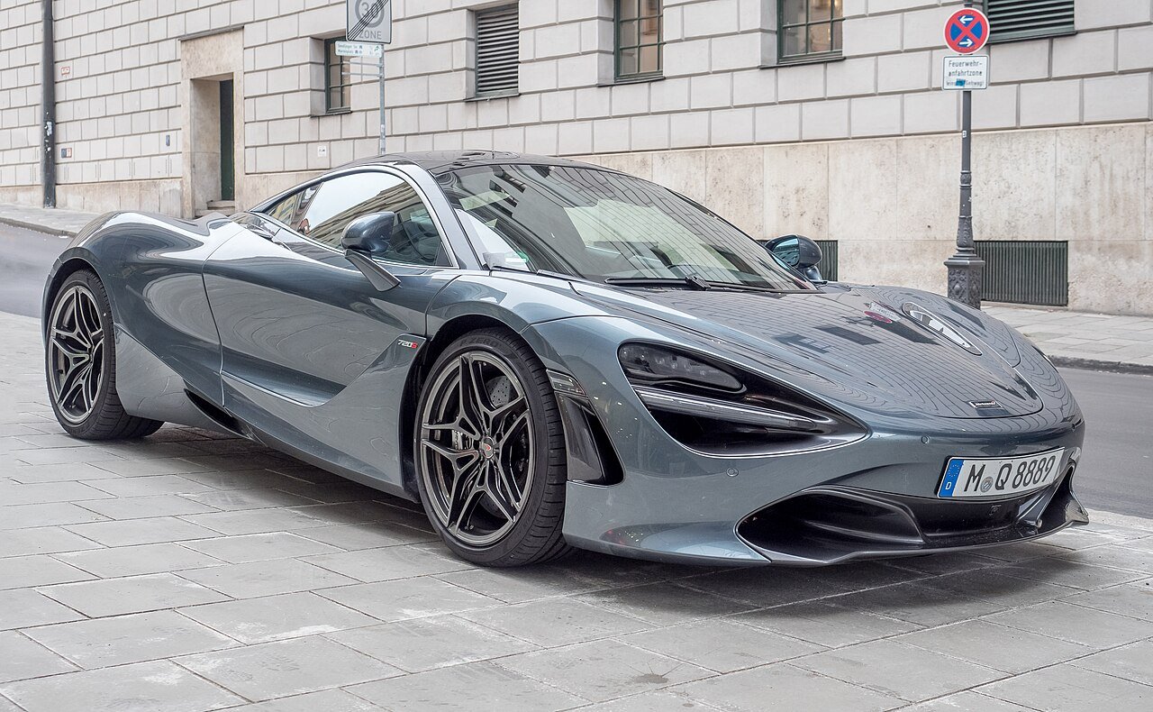 2023 McLaren 720S Coupe