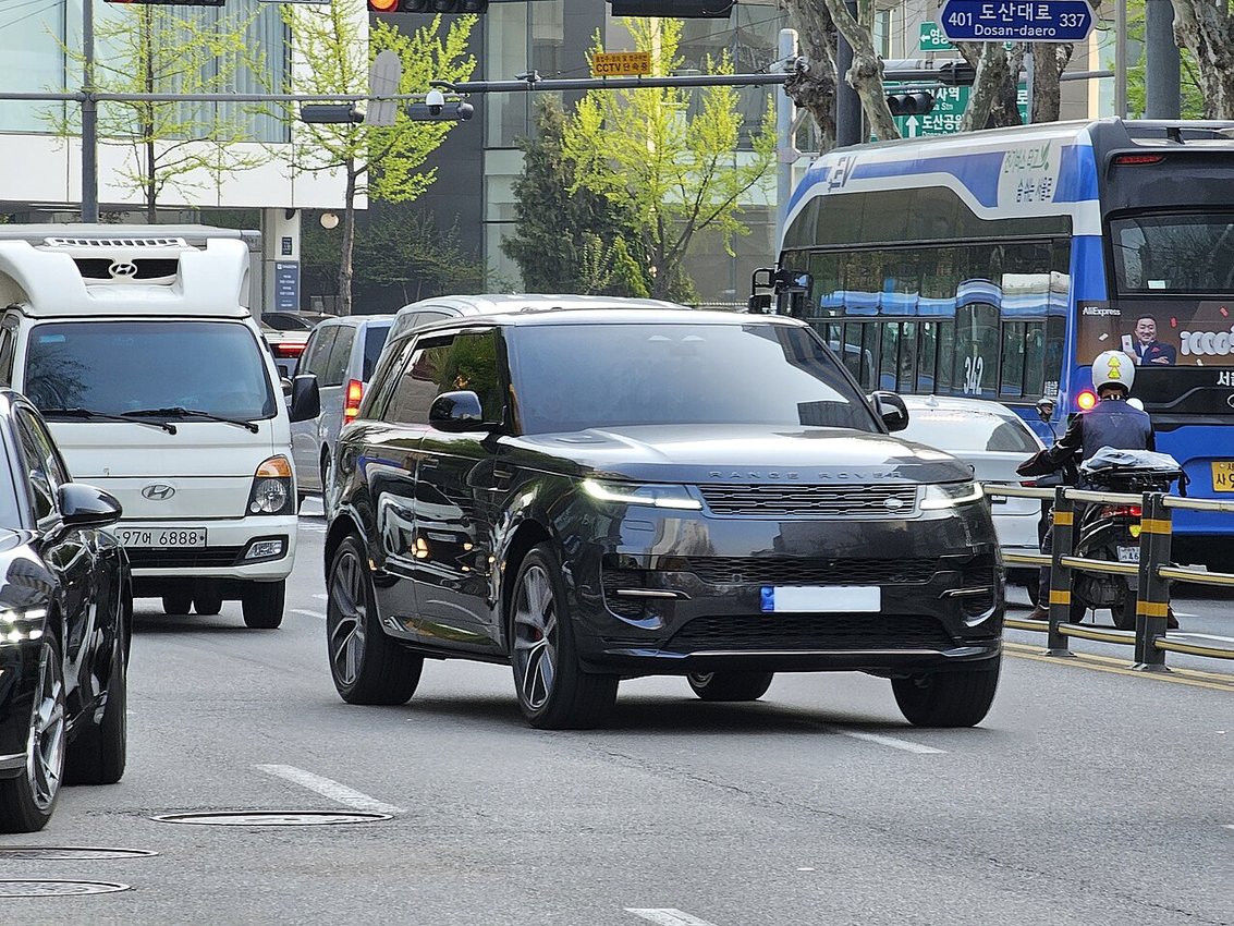2024 Land Rover Range Rover Sport P400 Dynamic